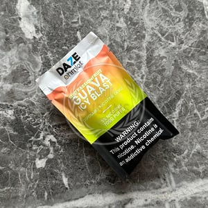 7 Daze Ohmlet Kiwi Passionfruit Guava Icy Blast