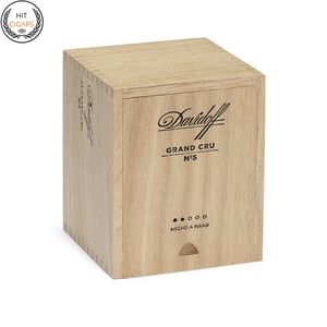 Davidoff Grand Cru No. 5 (Box of 25) 2 Davidoff Grand Cru No. 5 (Box of 25)