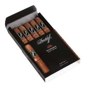 davidoff-nicaragua-short-corona-pack-of-5-1 Davidoff Nicaragua Short Corona (Pack of 5)