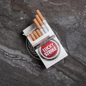 Lucky Strike Red