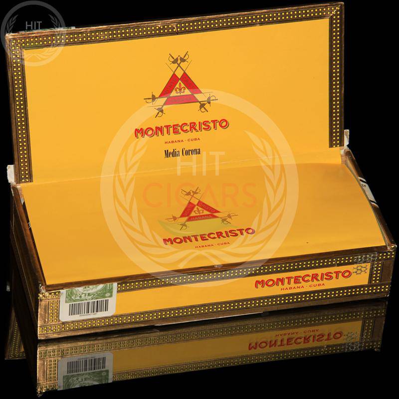 Montecristo Media Corona