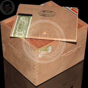 Por Larranaga Petit Coronas 2 Por Larranaga Petit Coronas