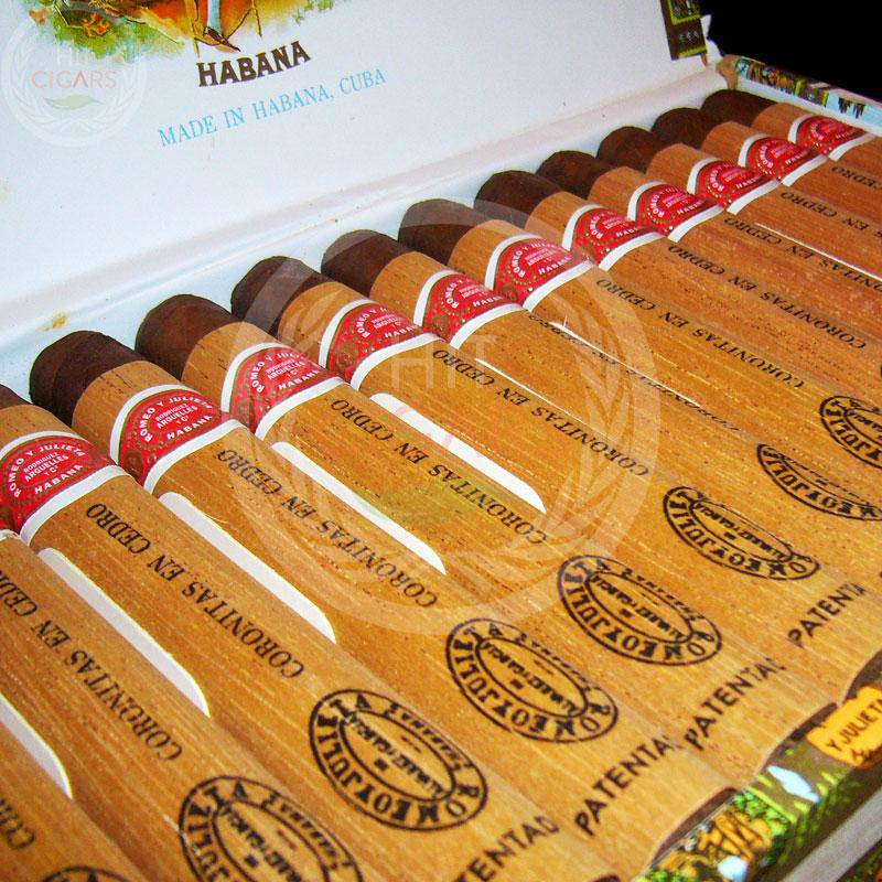 Romeo y Julieta Coronitas en Cedro